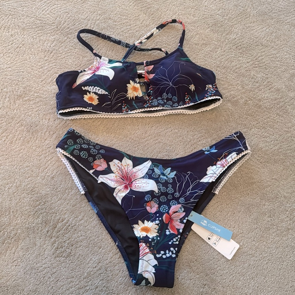 NWT CUPSHE bikini size XL